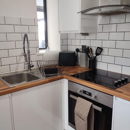 Modern Apartment Нотингам Екстериор снимка