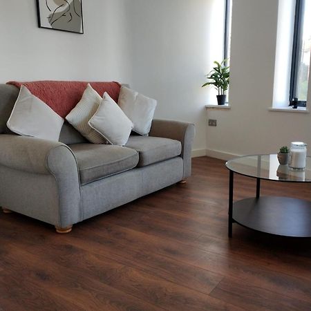 Modern Apartment Нотингам Екстериор снимка